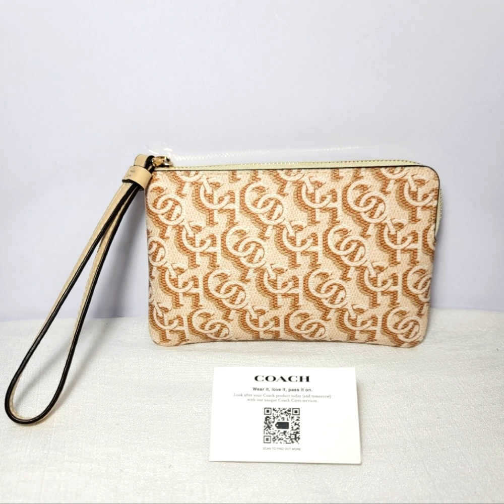 Coach Women's Corner zip wristlet